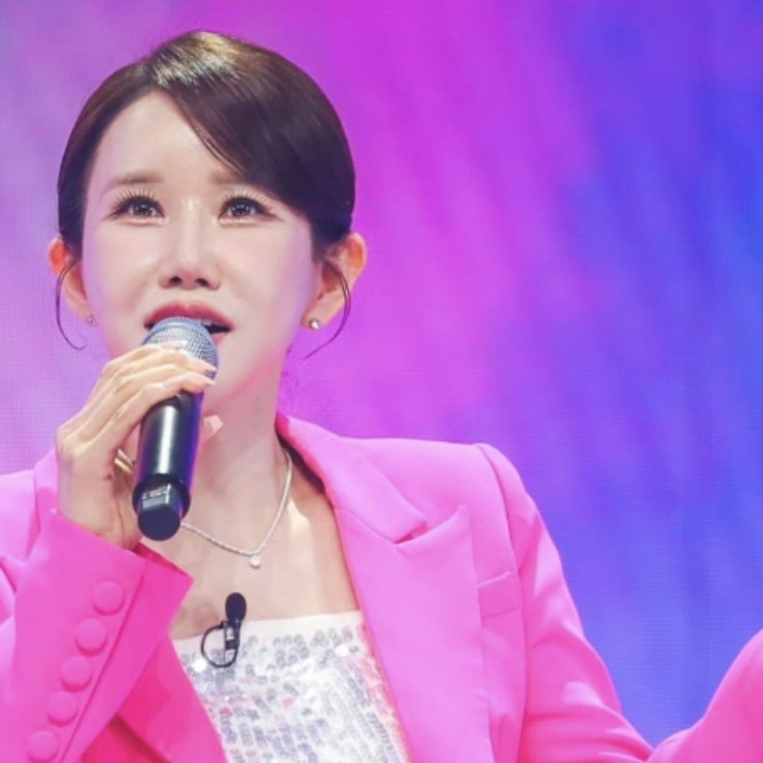 Behind-the-scenes cut of Kim Dana