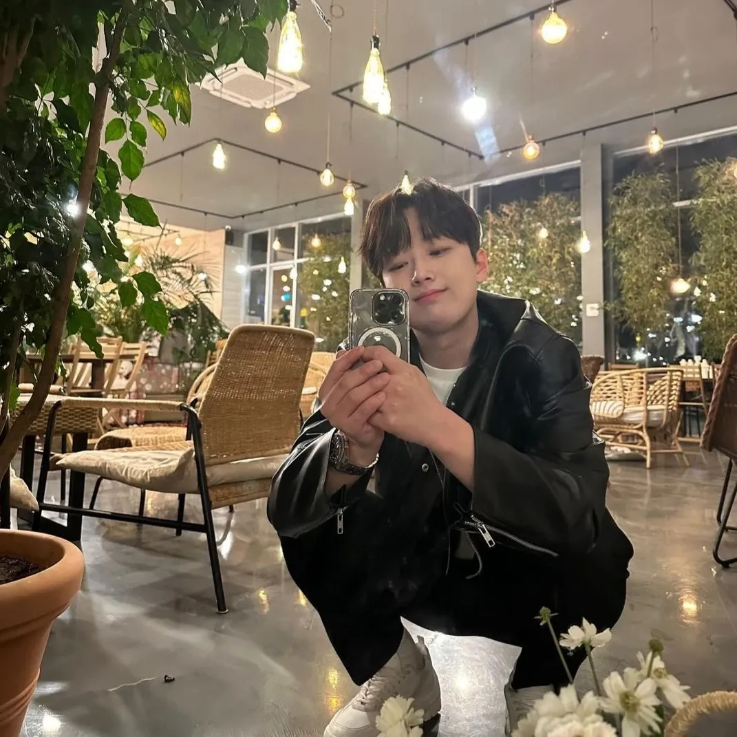 이찬원의 최신 사진