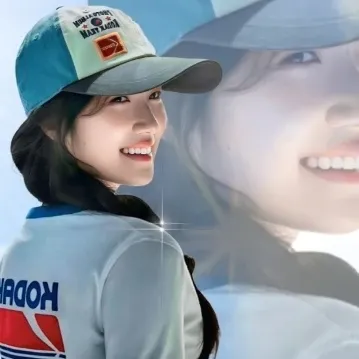 Latest photo of Kim Hyeyoon