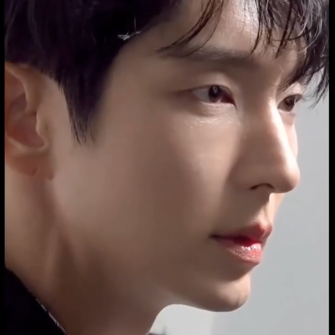 Cuplikan di balik layar dari Lee Joongi