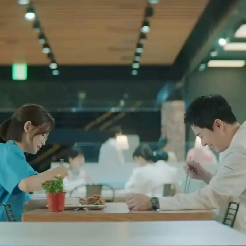 A moment captured by a fan of Jeon Mido