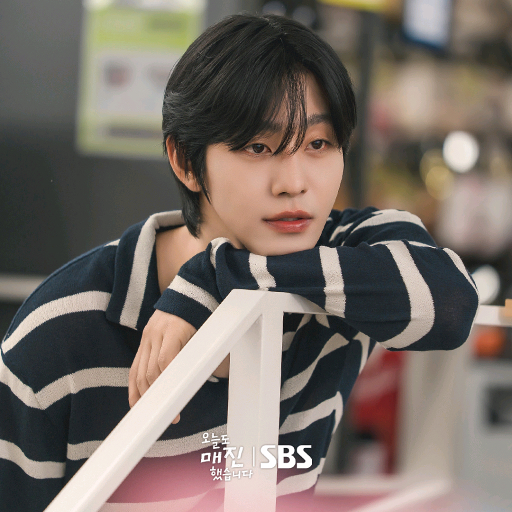 A moment captured by a fan of Ahn Hyoseop