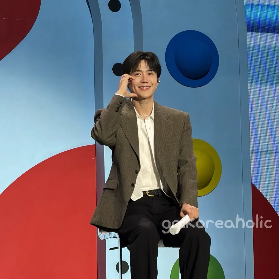 A moment captured by a fan of Kim Seonho