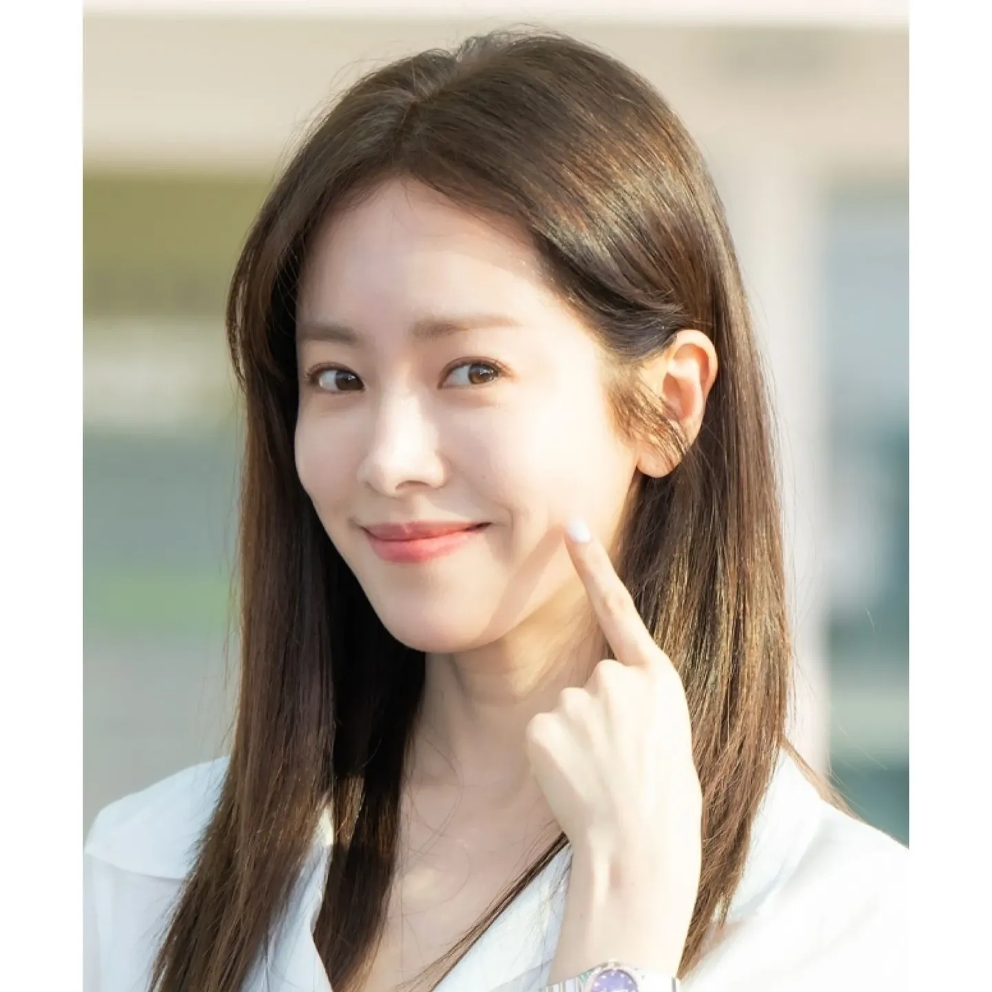 Recent activity shot of Han Jimin