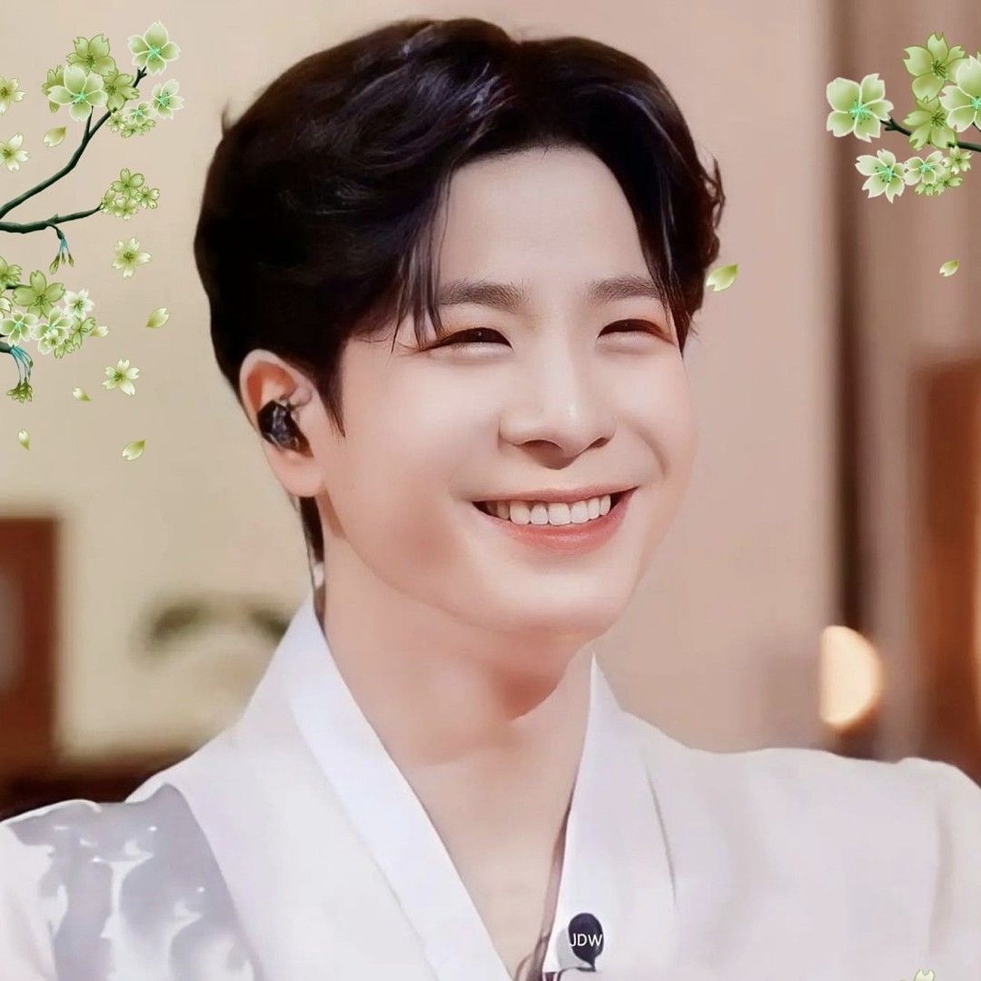 チョン・ドンウォンの最近の活動ショット