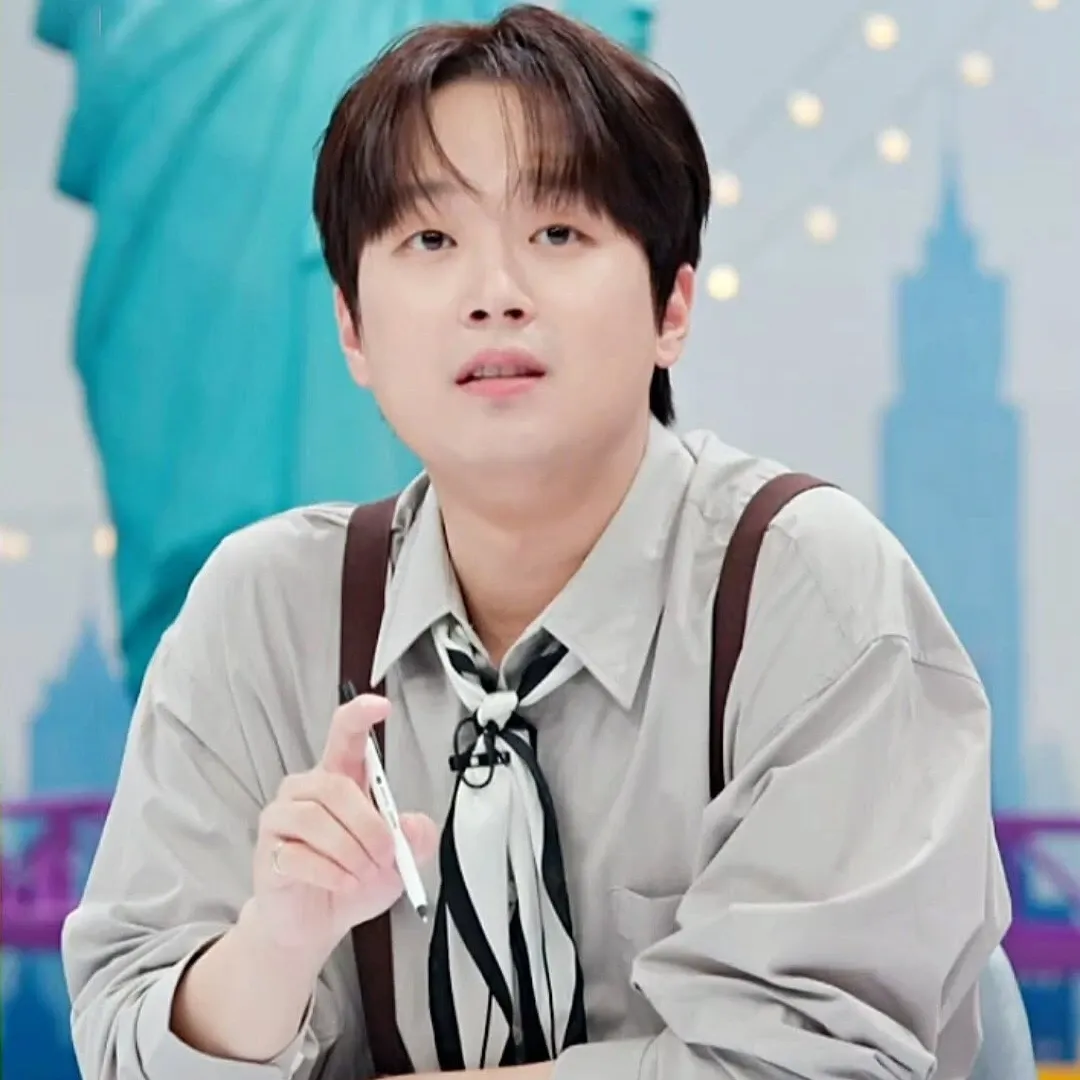 Behind-the-scenes cut of Lee Chanwon