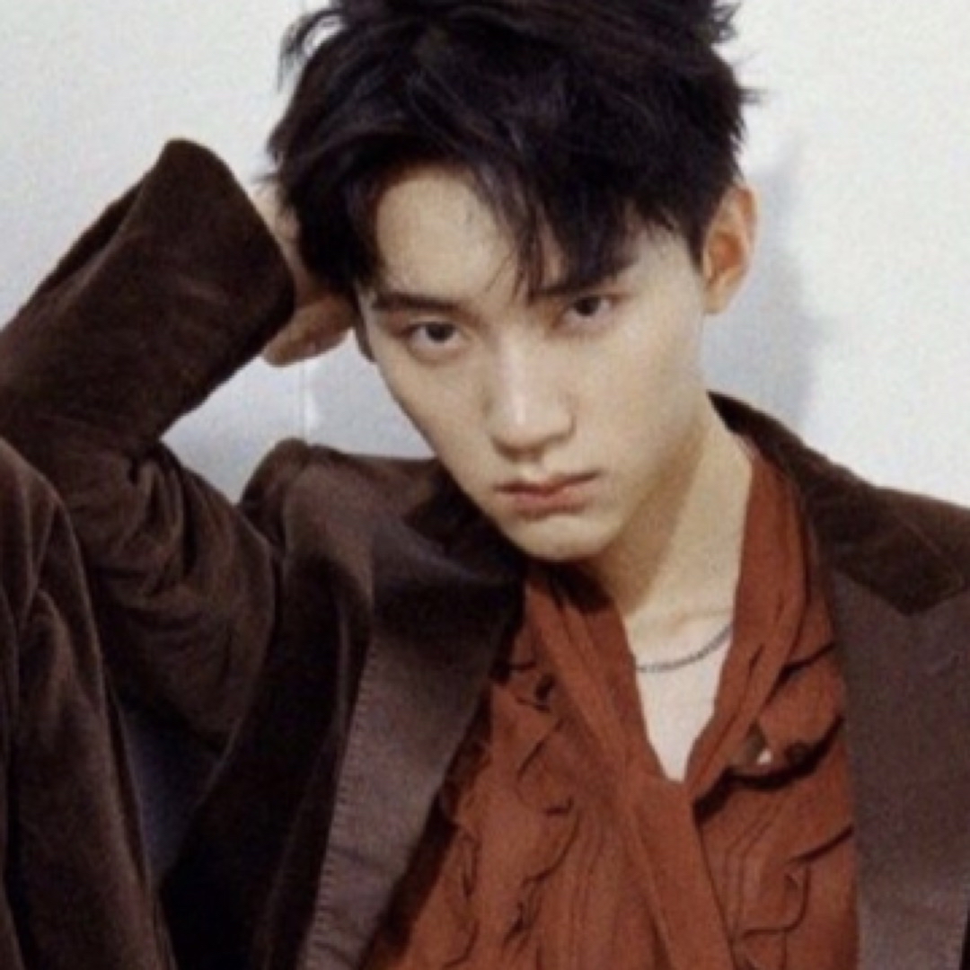 Behind-the-scenes cut of Zhou Yiran