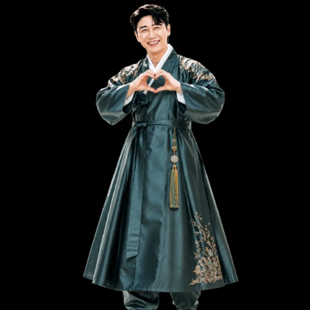 Latest photo of Young Tak
