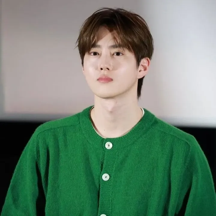Behind-the-scenes cut of Suho