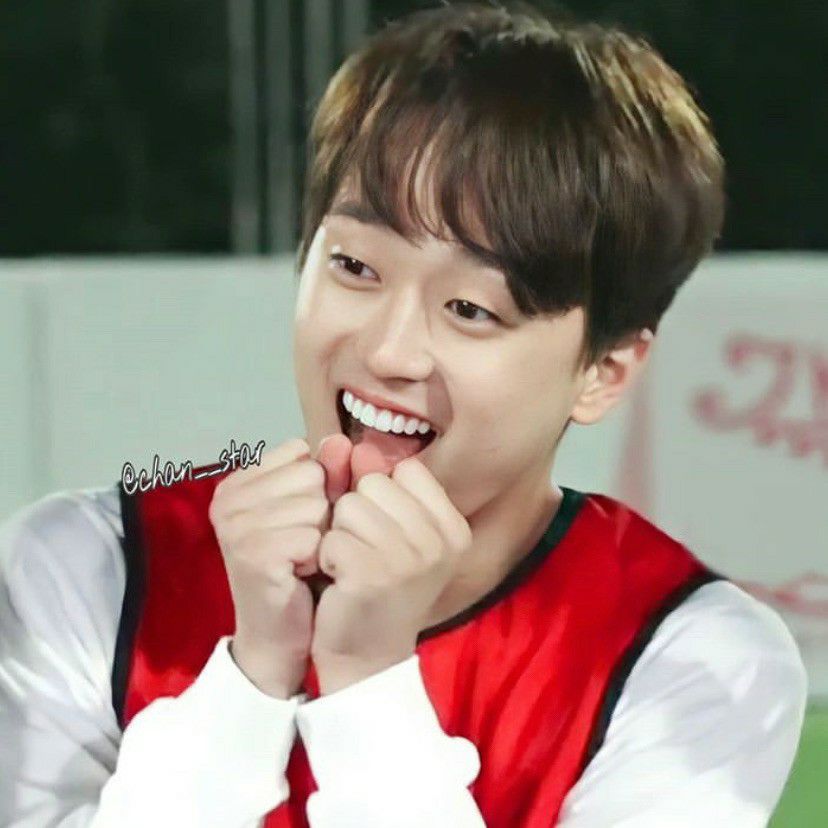 A moment captured by a fan of Lee Chanwon