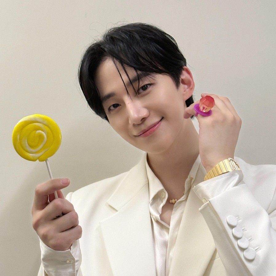 李俊昊的最新照片