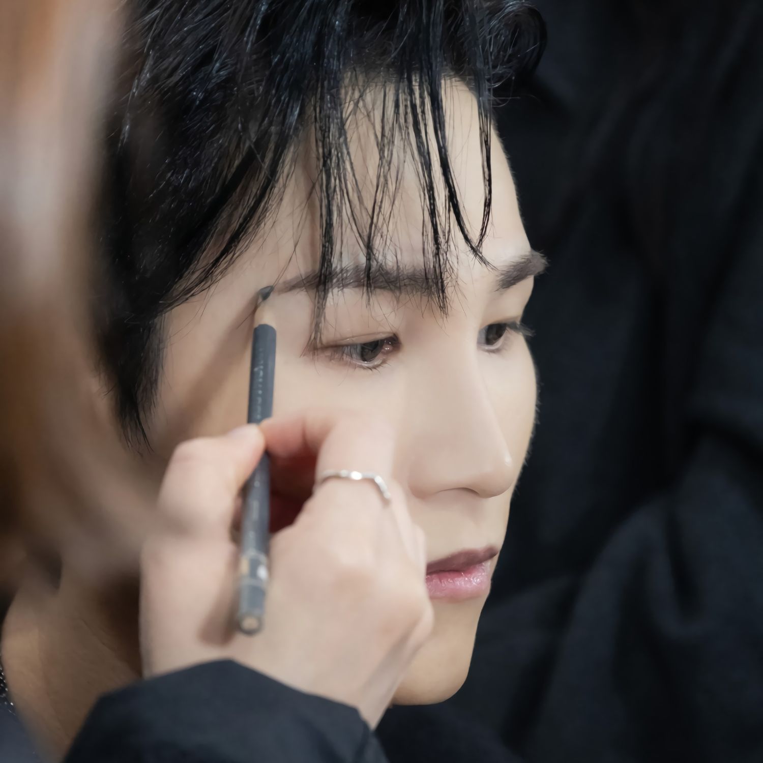 粉丝拍下的金熙栽瞬间