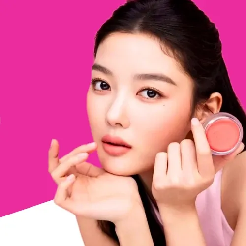 Recent activity shot of Kim Youjung