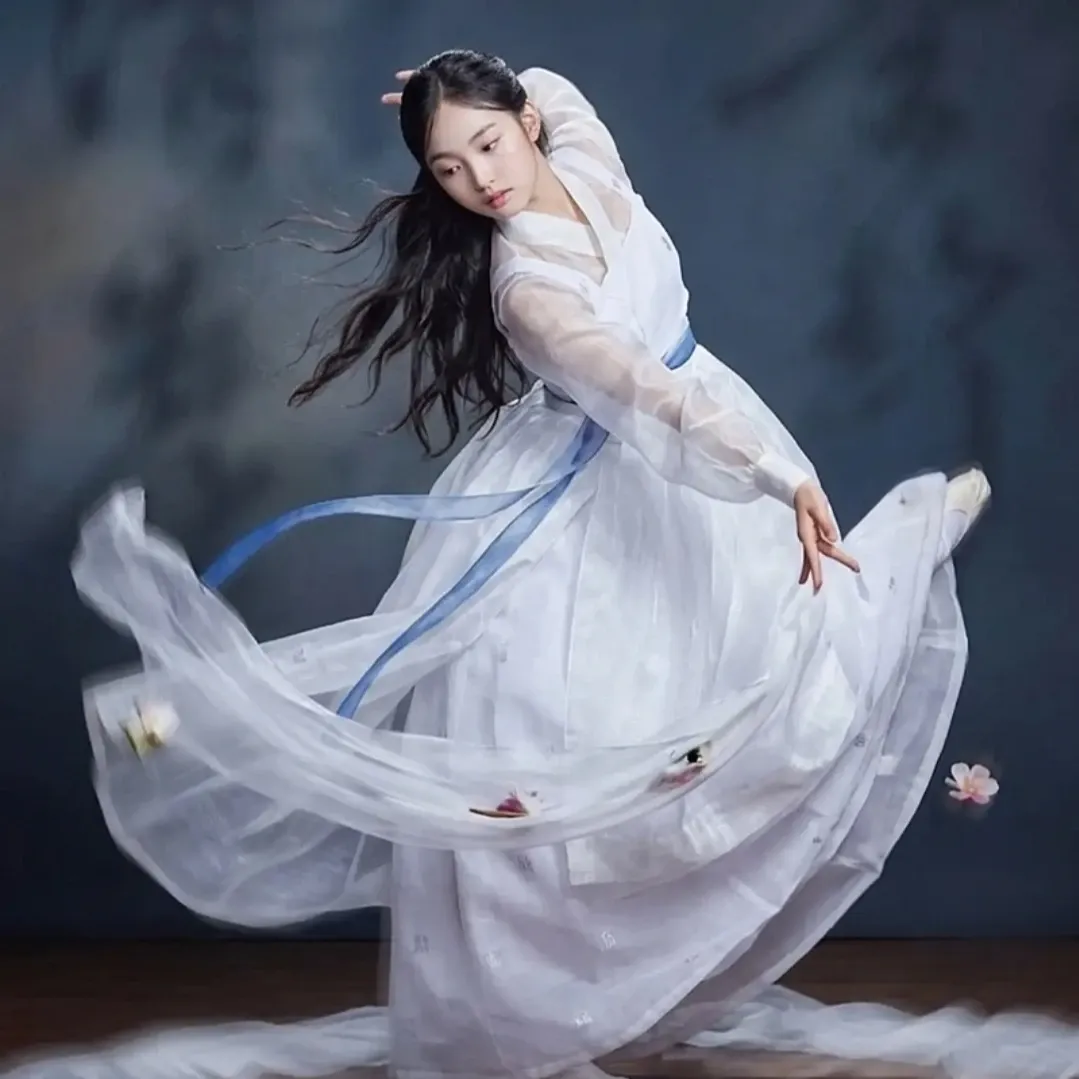 Foto kegiatan terbaru dari Kim Taeyeon