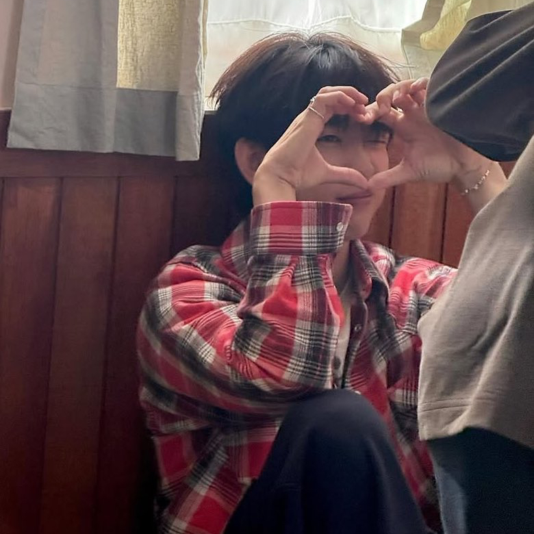 Latest photo of Park Jinyoung