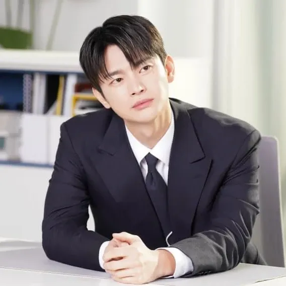 A moment captured by a fan of Seo Inguk