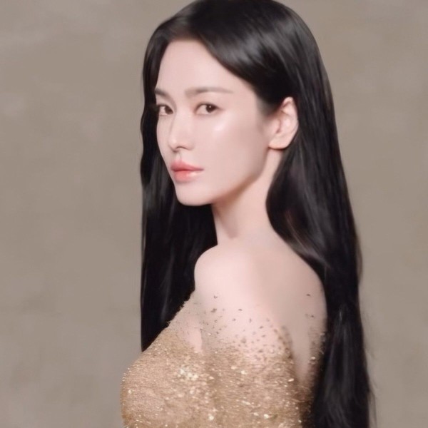 Today’s standout profile photo of Song Hyekyo on Choeaedol Celeb