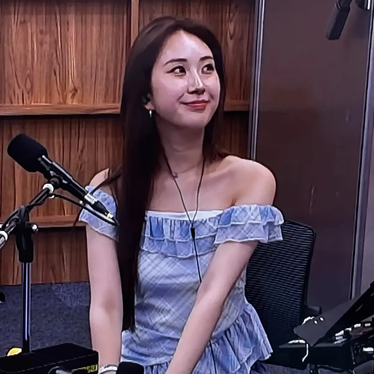 Foto terbaru dari Jeon Yujin