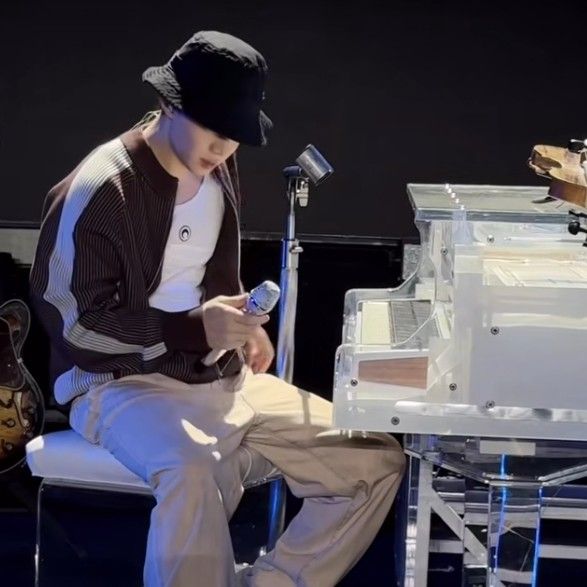 Behind-the-scenes cut of Henry