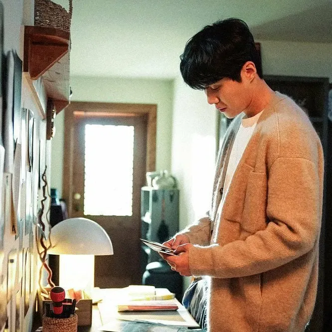 Latest photo of Kim Seonho