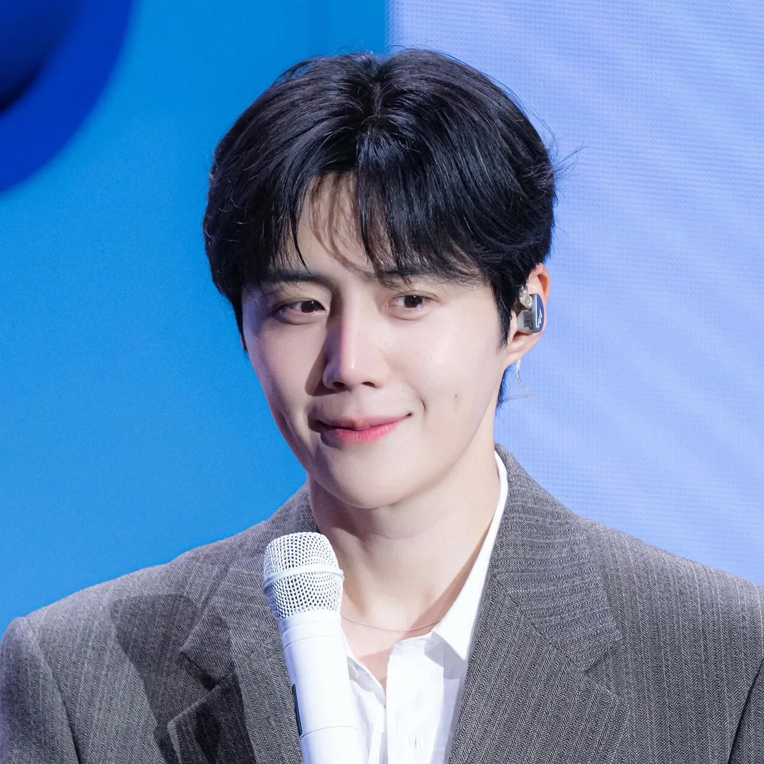 김선호의 최신 사진