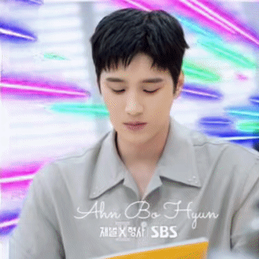 Behind-the-scenes cut of Ahn Bohyun