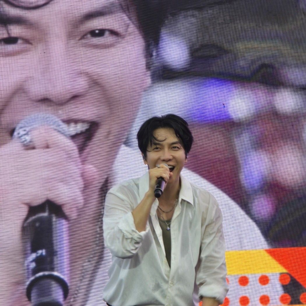 Recent activity shot of Lee Seunggi