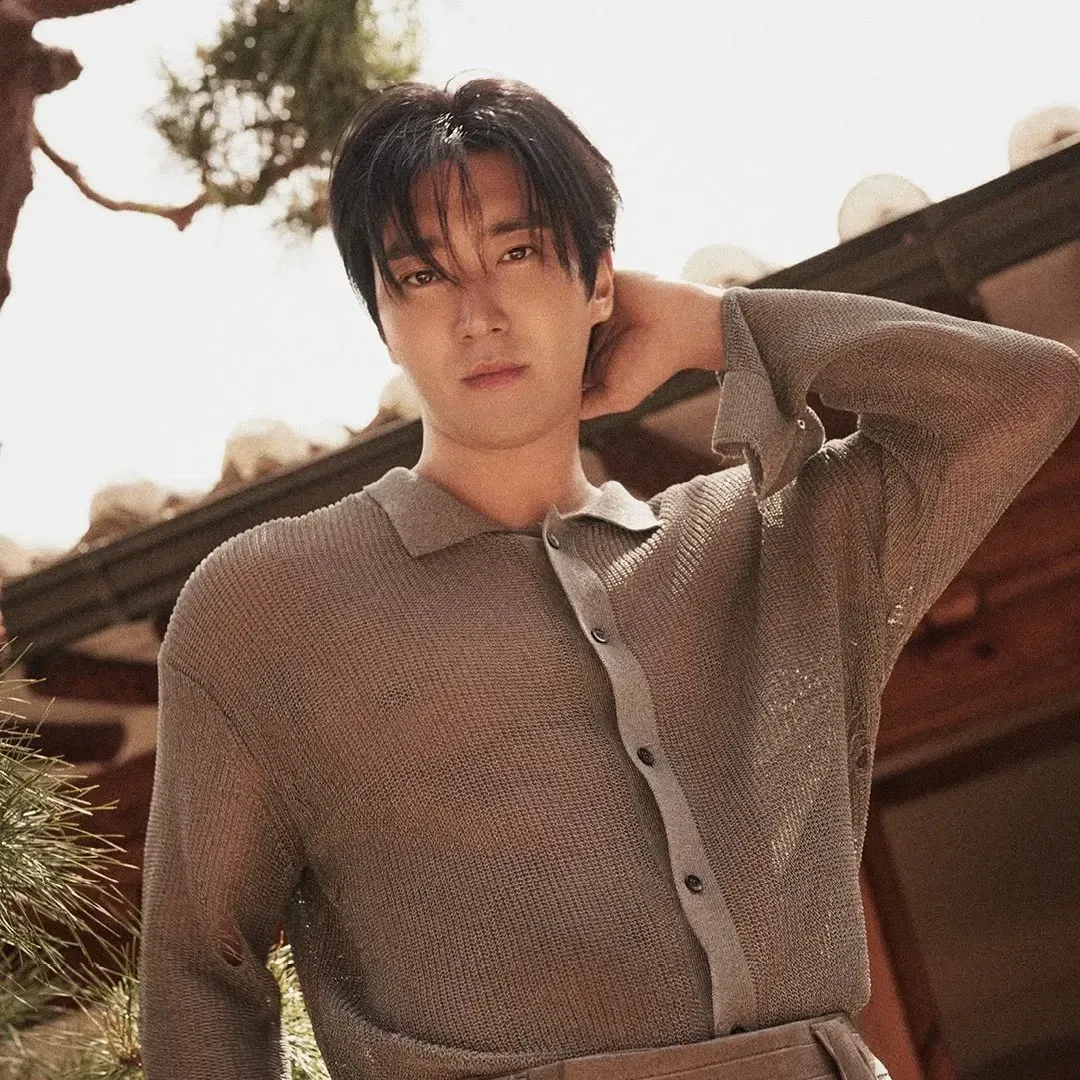 Latest photo of Choi Siwon