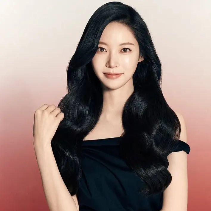 Latest photo of Gong Seungyeon
