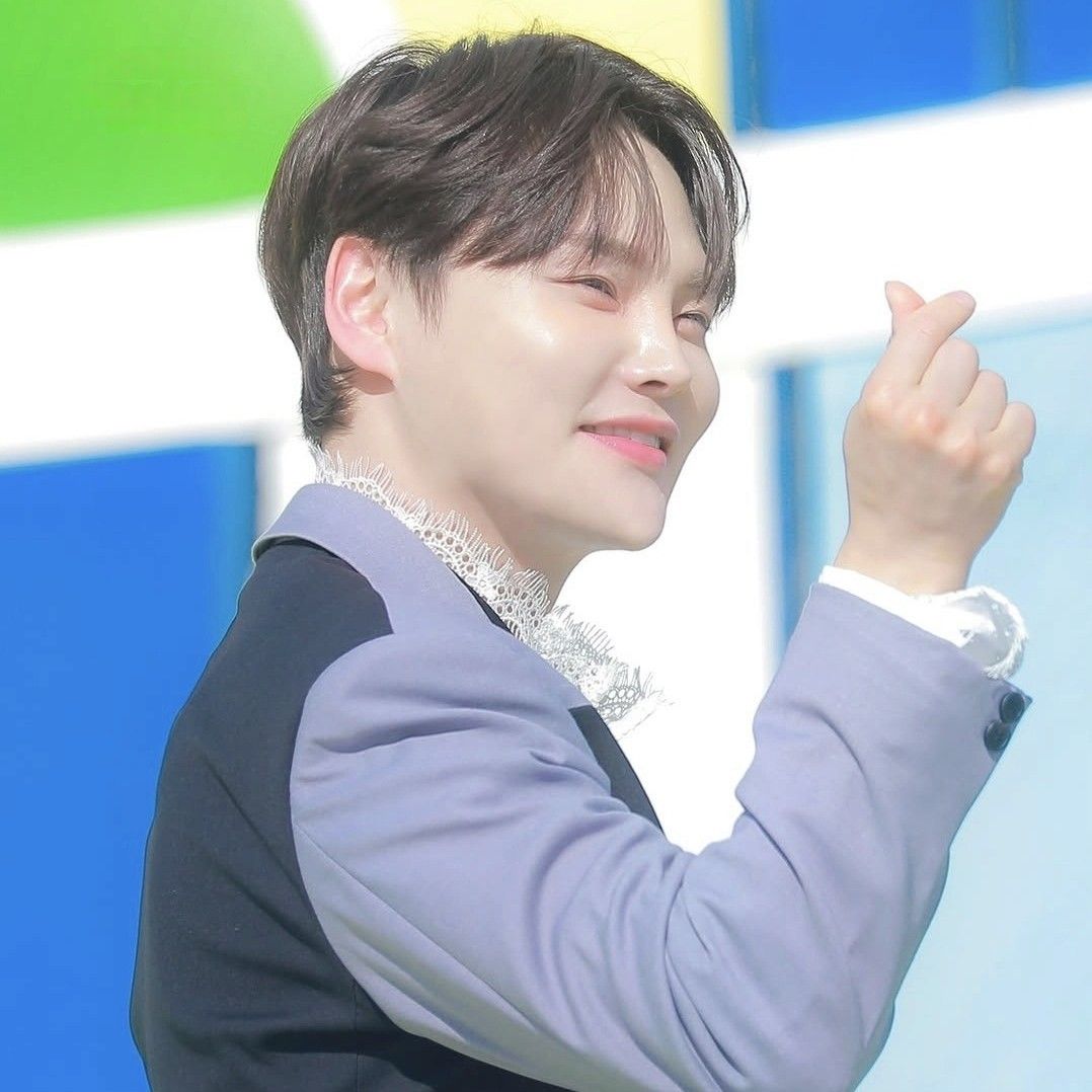 Cuplikan di balik layar dari Park Seojin