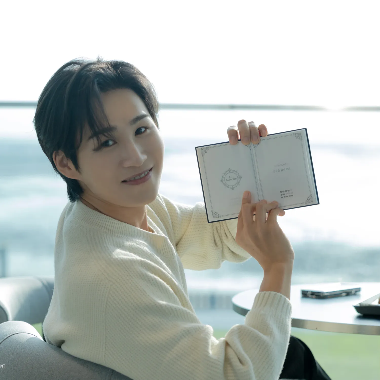 A moment captured by a fan of Kim Heejae