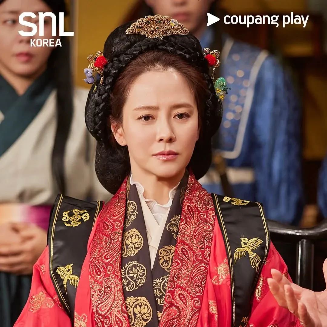 Momen yang diabadikan oleh penggemar Song Jihyo