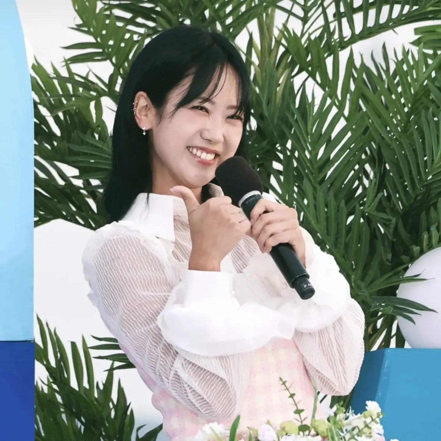 Latest photo of Kang Hyeyeon