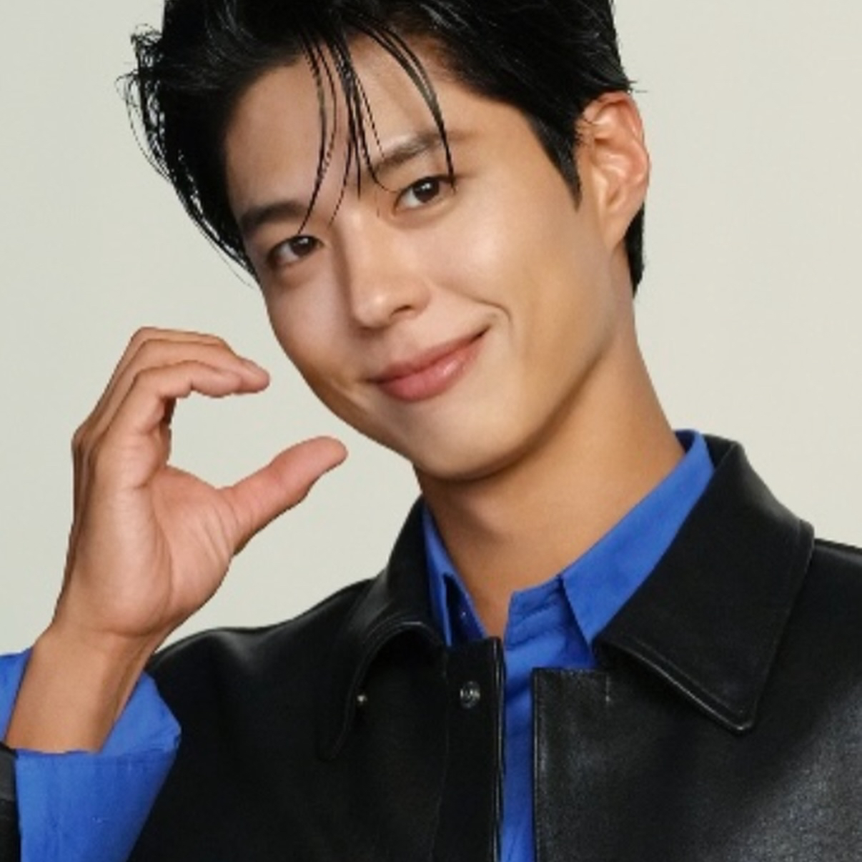 Recent activity shot of Park Bogum