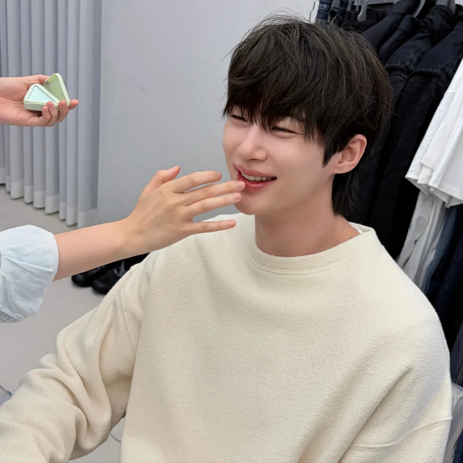 Recent activity shot of Byeon Wooseok