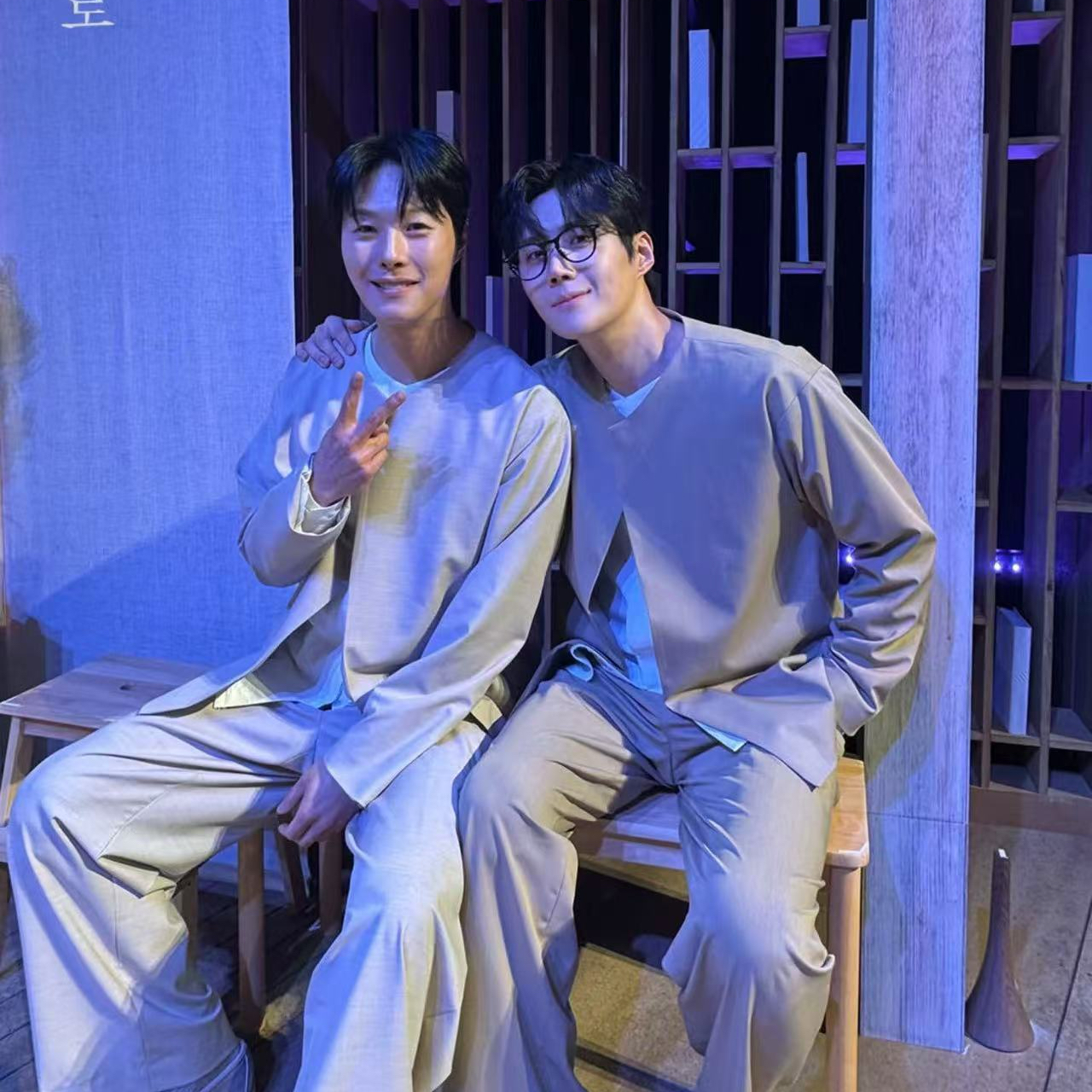 Behind-the-scenes cut of Kim Seonho