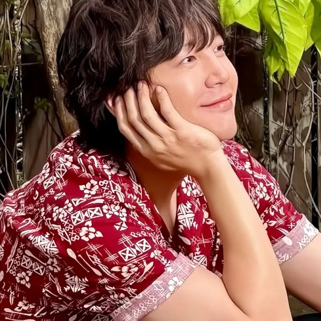 Behind-the-scenes cut of Jang Geunsuk