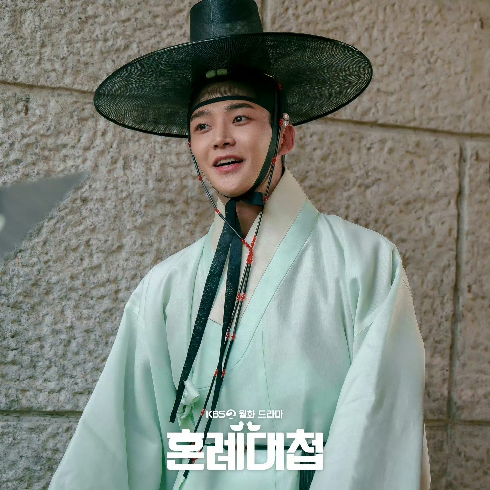 Cuplikan di balik layar dari Rowoon
