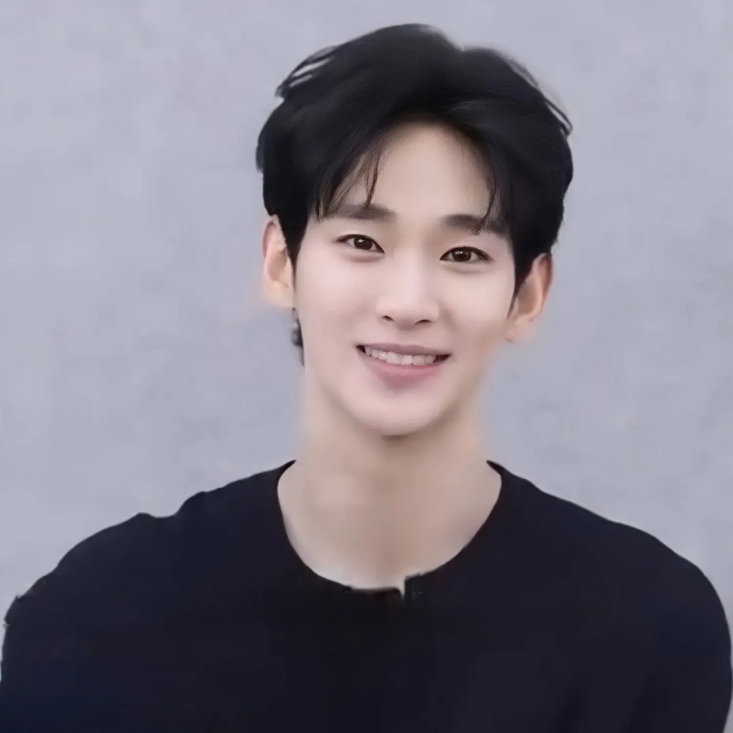 Latest photo of Kim Soohyun