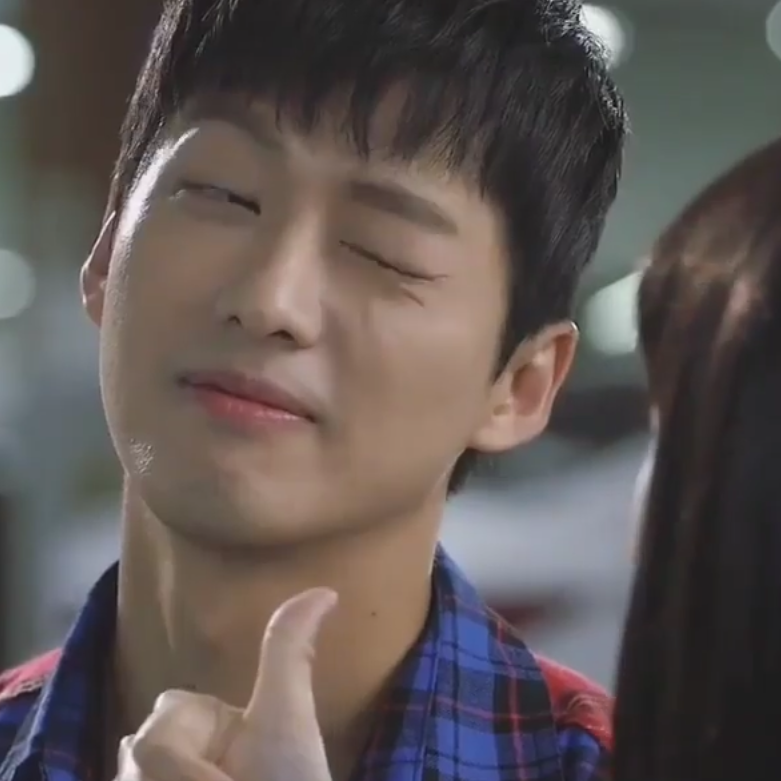 Behind-the-scenes cut of Namkoong Min