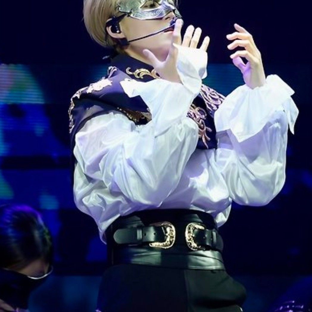 Cuplikan di balik layar dari Kim Heejae