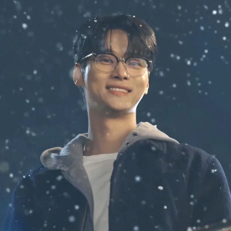 Recent activity shot of Cha Hakyeon (N)