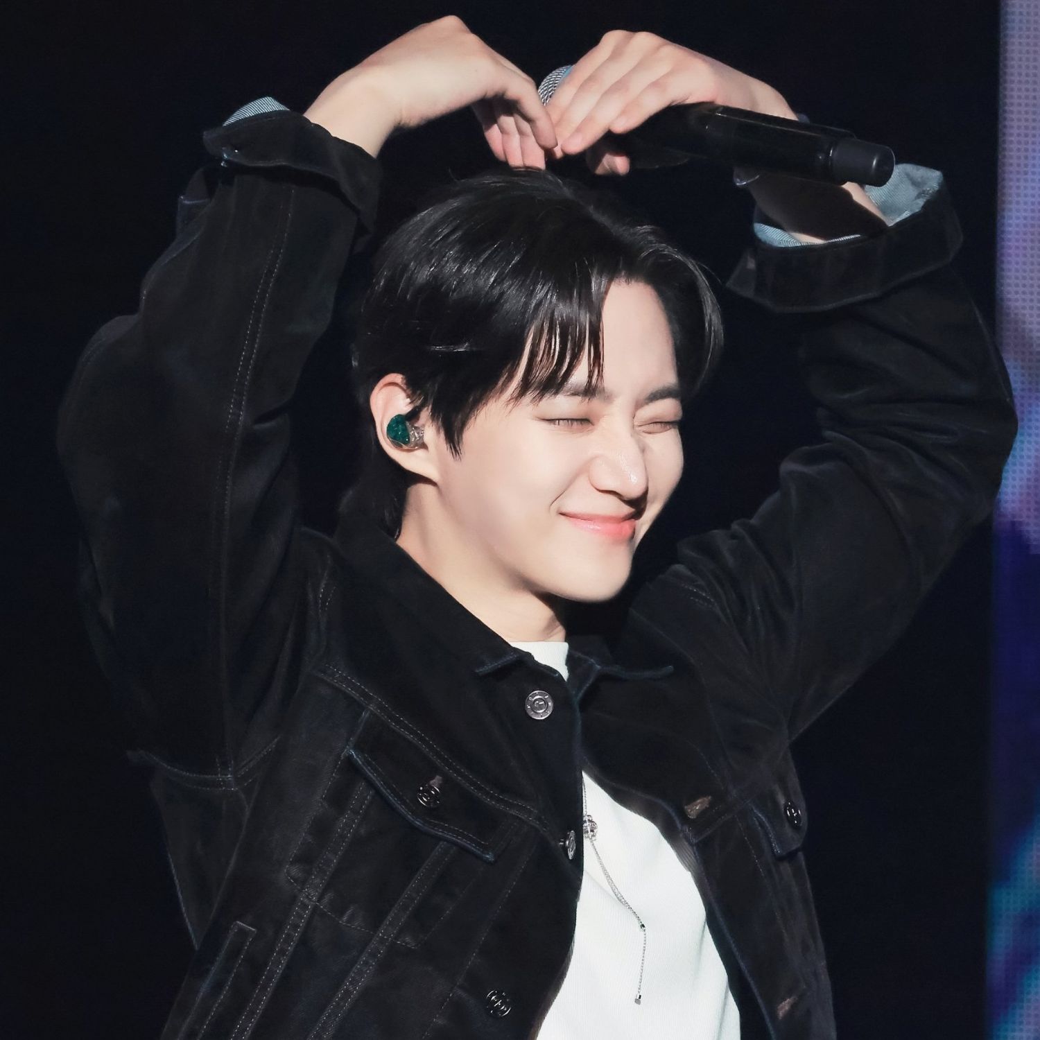 粉絲拍下的李俊昊瞬間