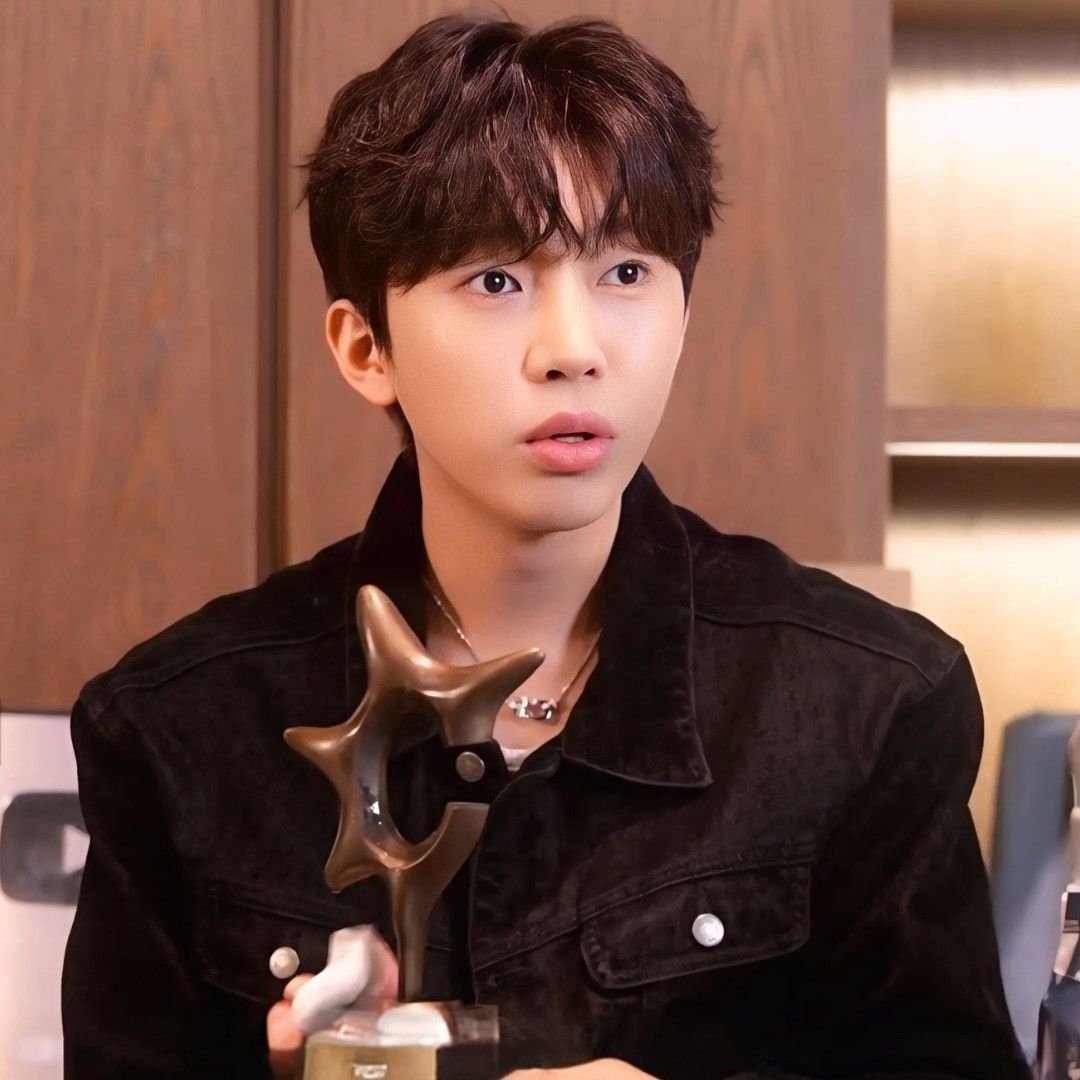 Latest photo of Lim Youngwoong