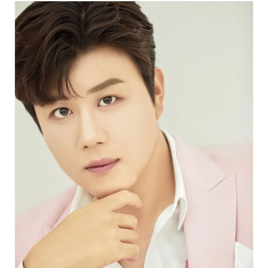 커뮤니티에서 화제된 인기 셀럽 콘텐츠