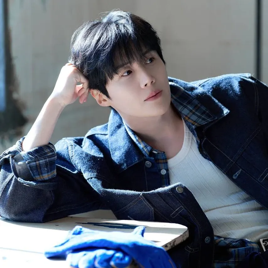 Behind-the-scenes cut of Kim Seonho