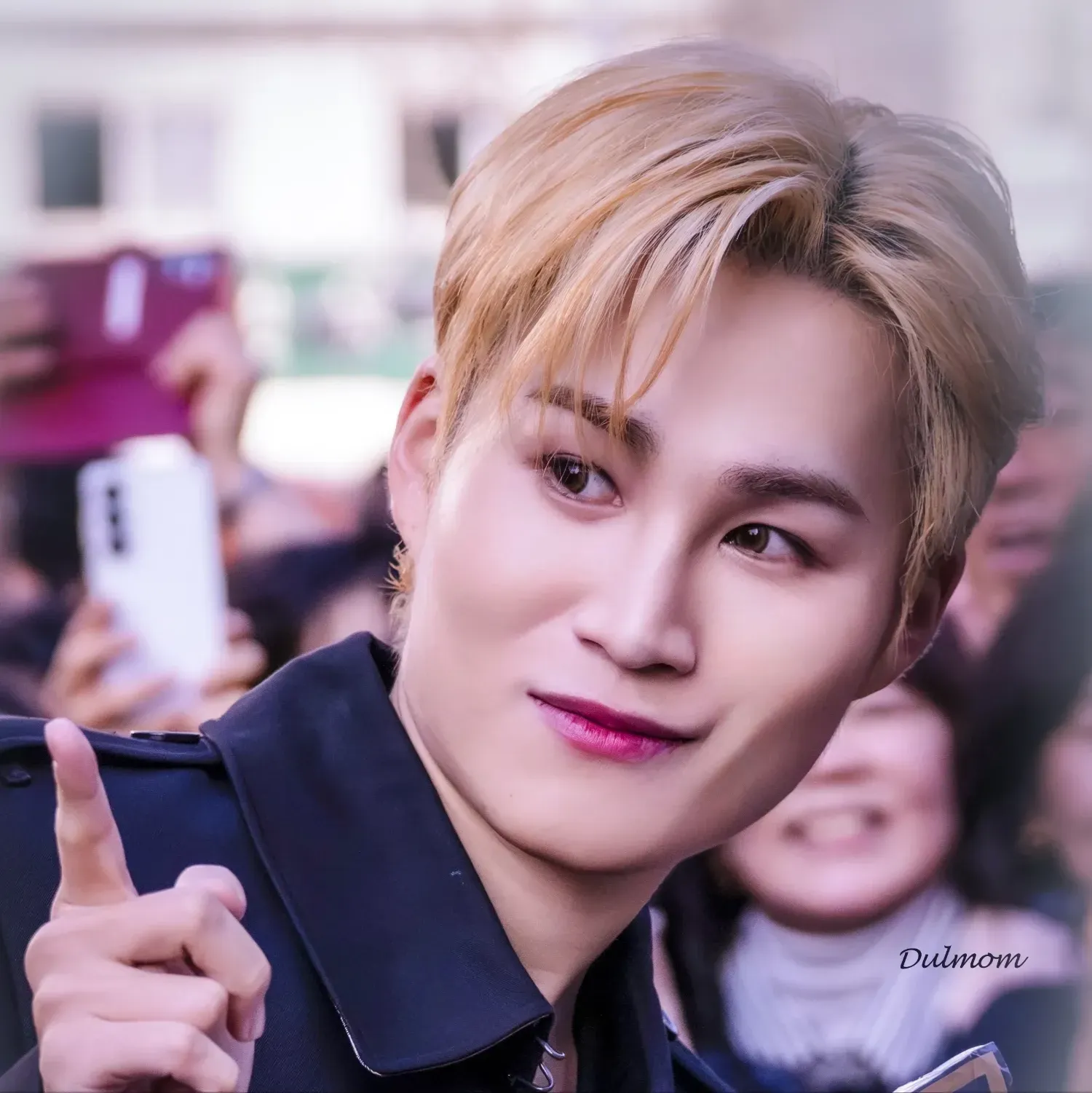 김희재의 비하인드 컷