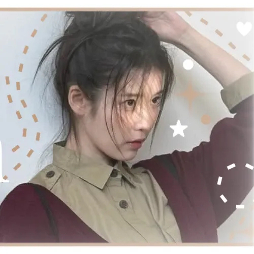 A moment captured by a fan of IU