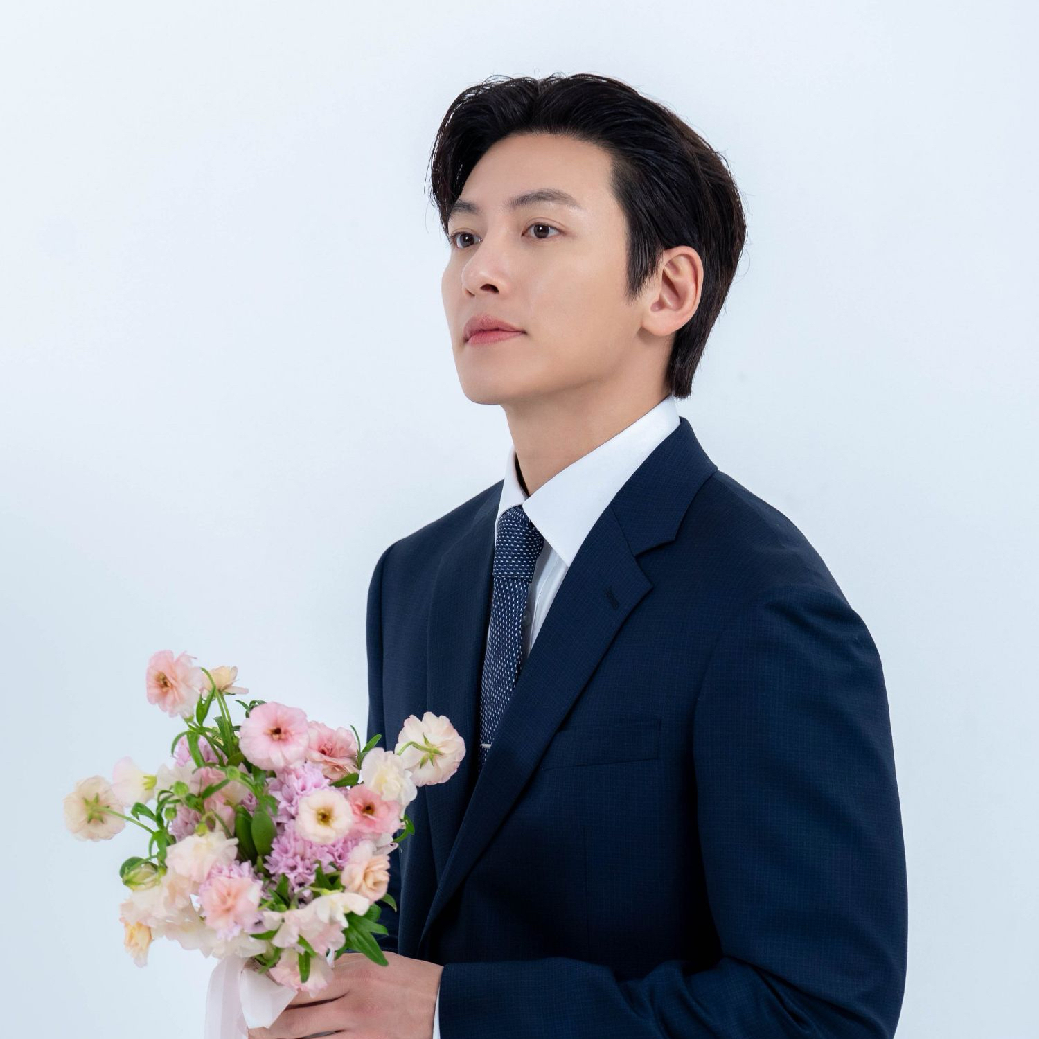 チ・チャンウクの最近の活動ショット