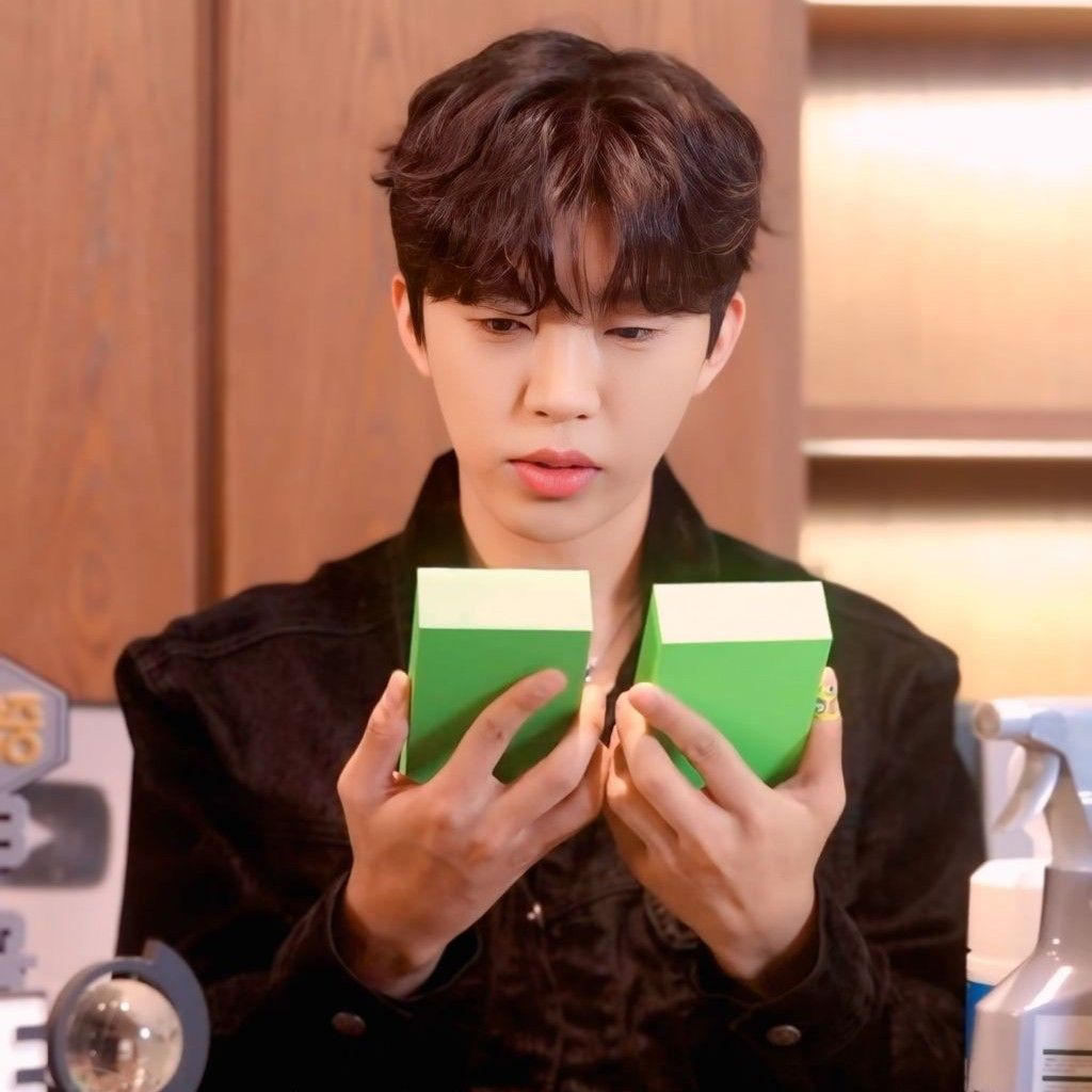 Recent activity shot of Lim Youngwoong